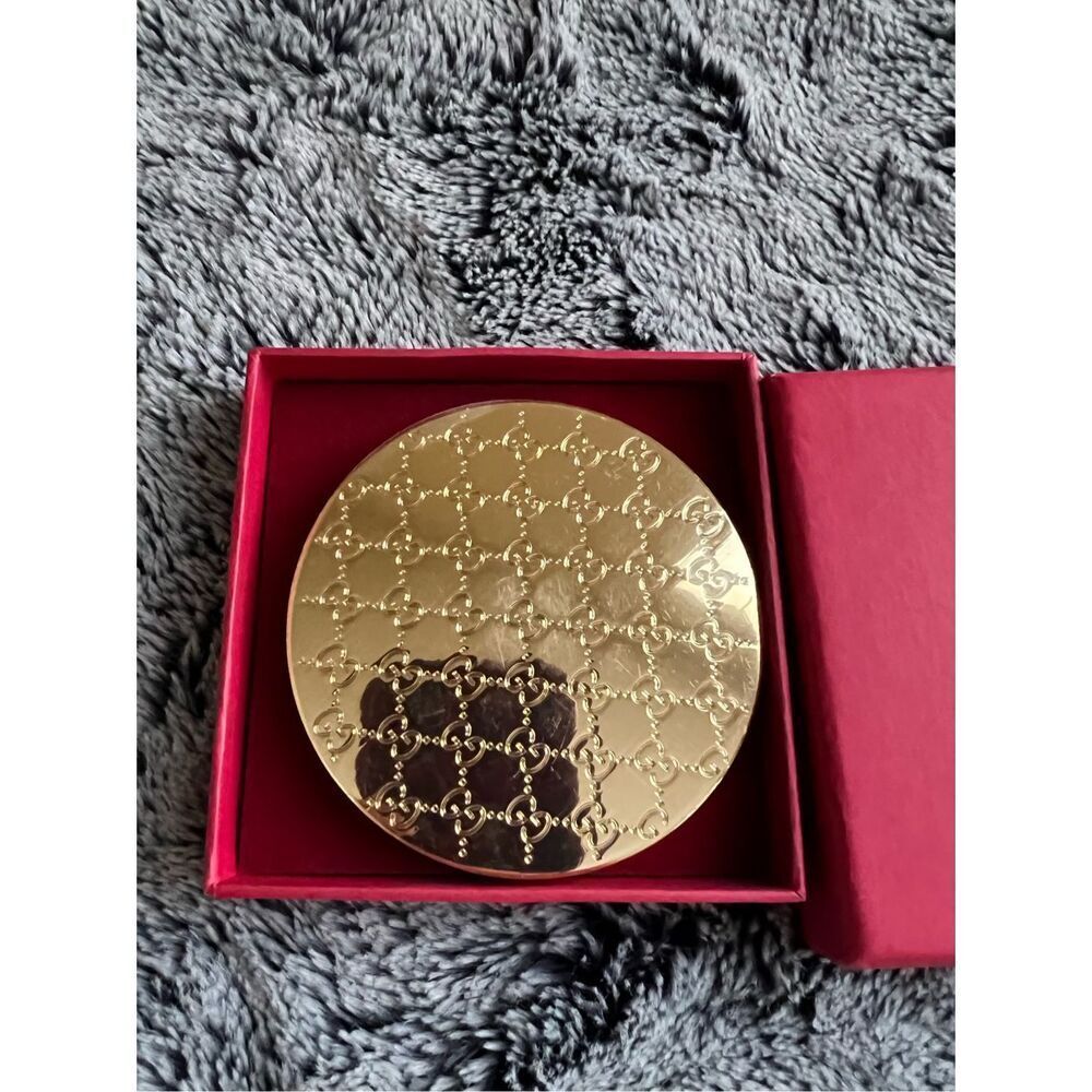 Gucci parfume mirror